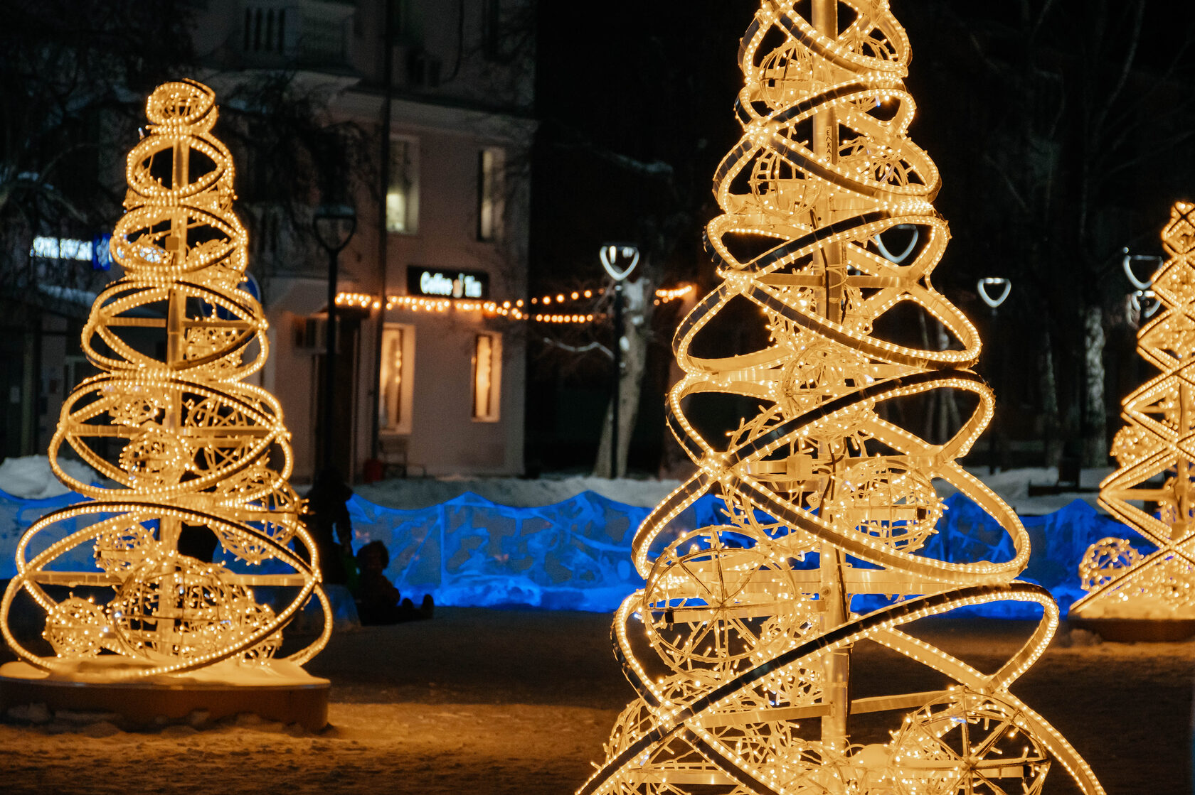 Световая ель — изображение 2