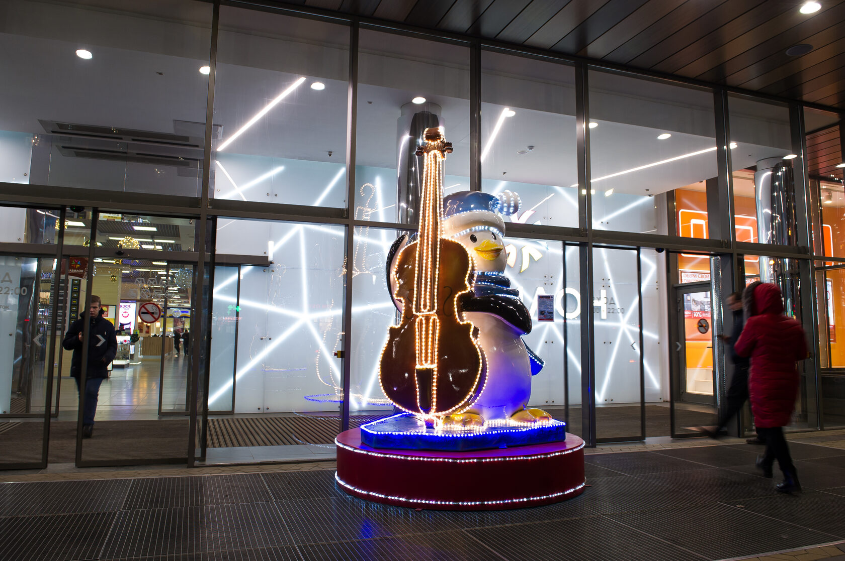 Пингвин с контрабасом — изображение 2