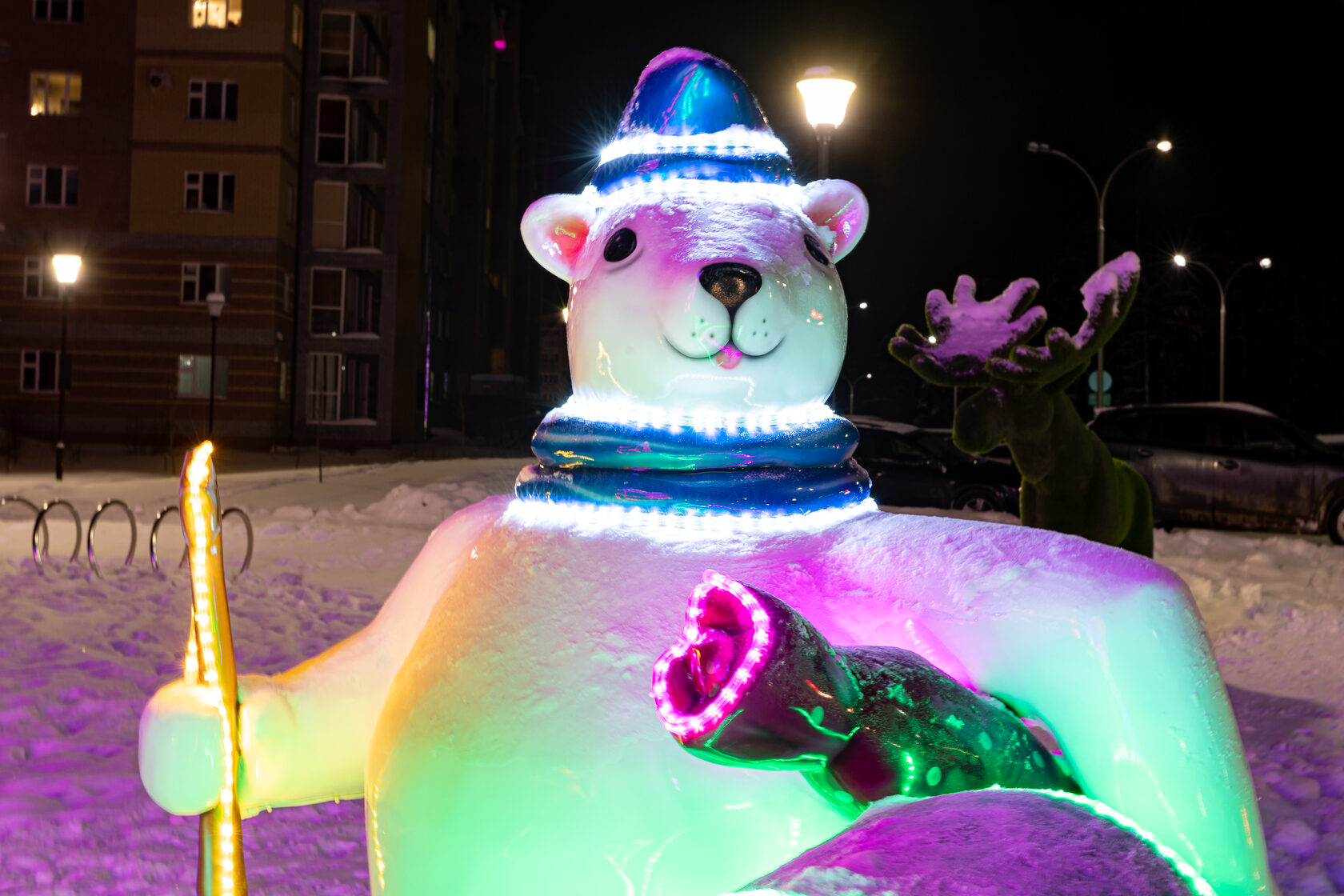 Медведи несут елку — изображение 3