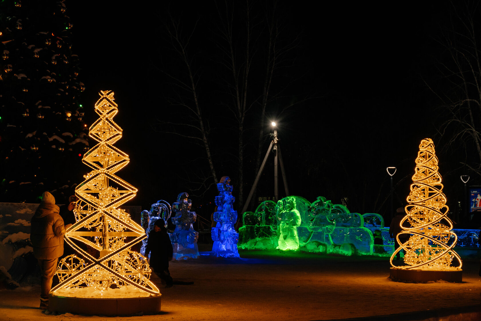 Световая ель — изображение 9