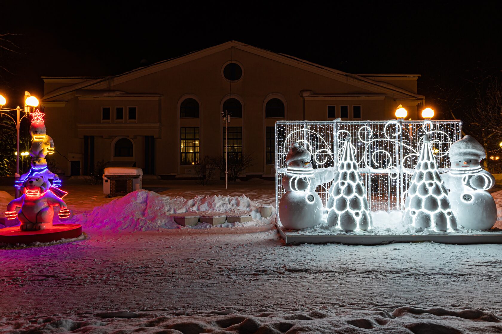 Снеговик с елкой — изображение 4