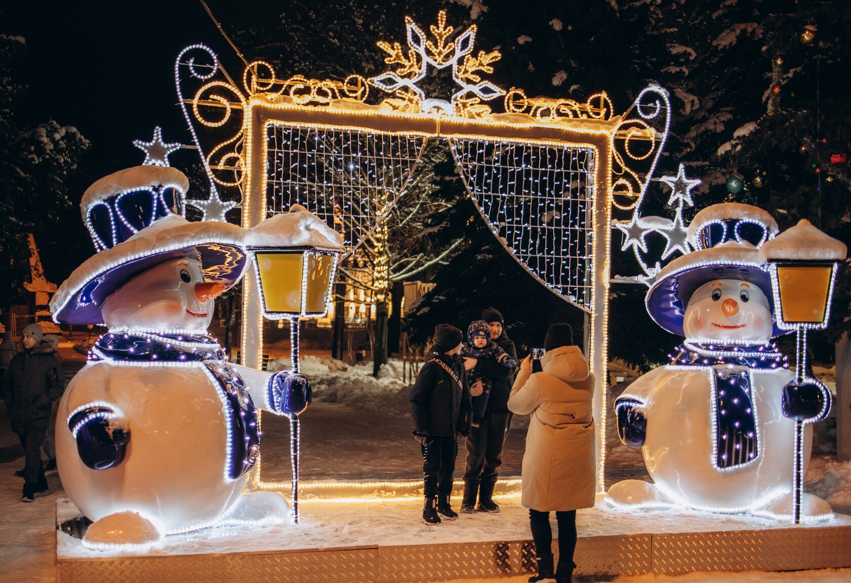 Снеговик "Артек" с панно — изображение 3