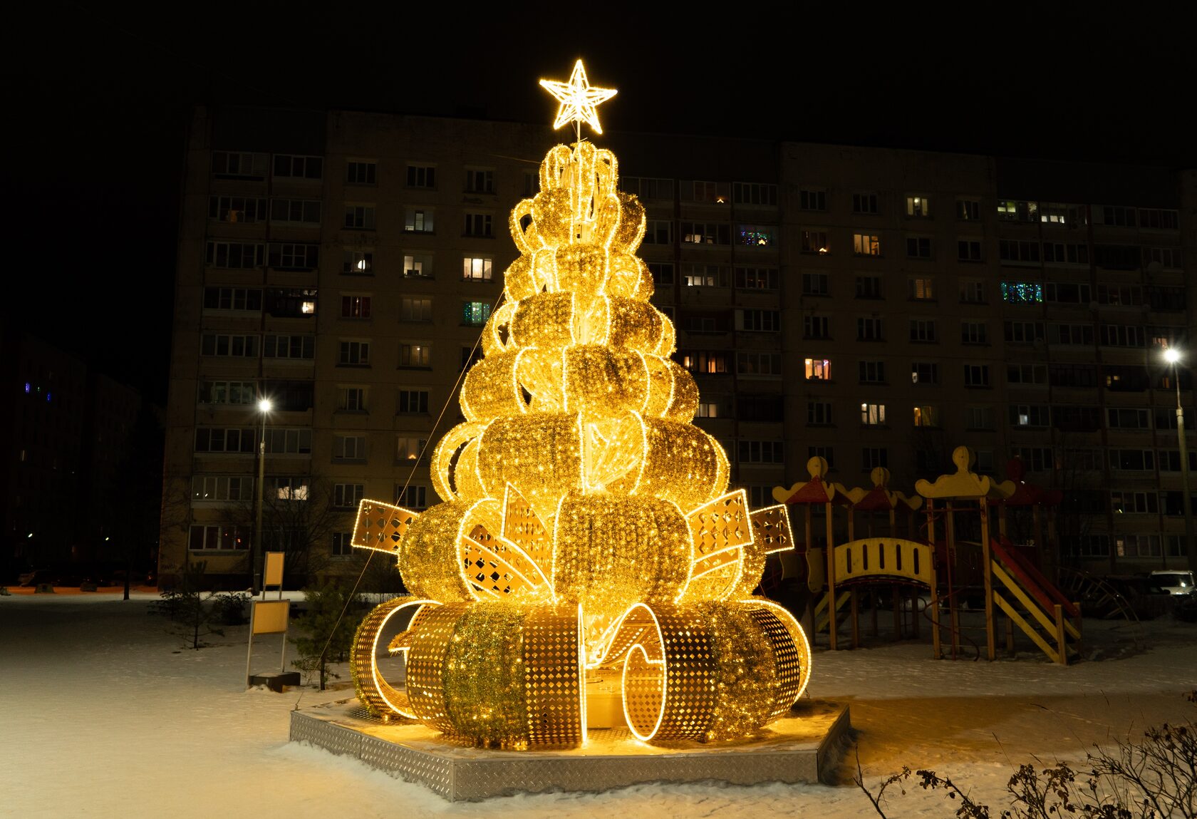 Световая ель